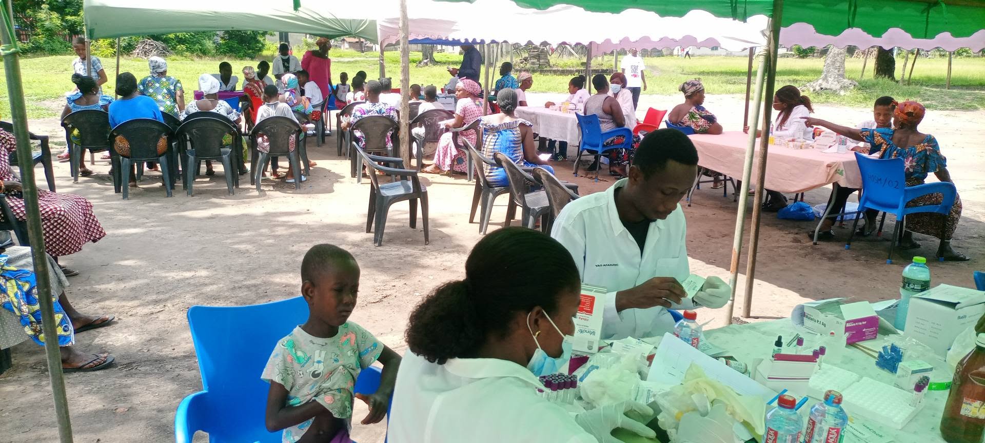 Community health activity during Hope Hills Mission medical outreach